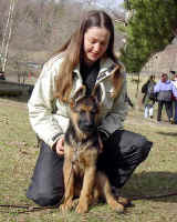 Jolanda med sin frare Patricia. 2005.04.16